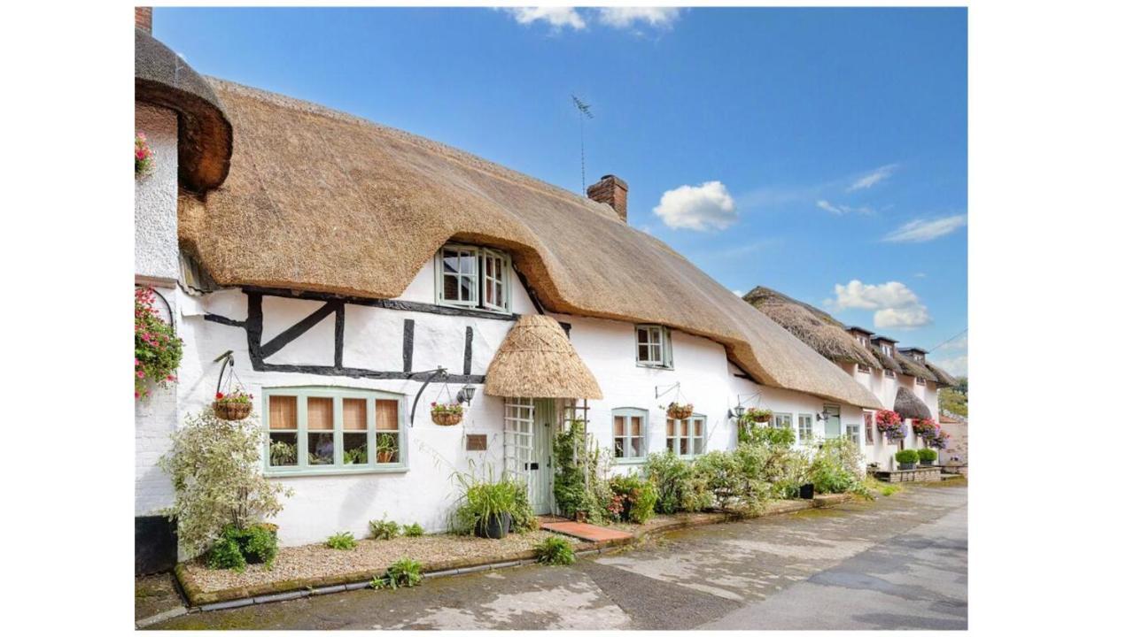 Michaelmas Cottage Upavon Exterior photo